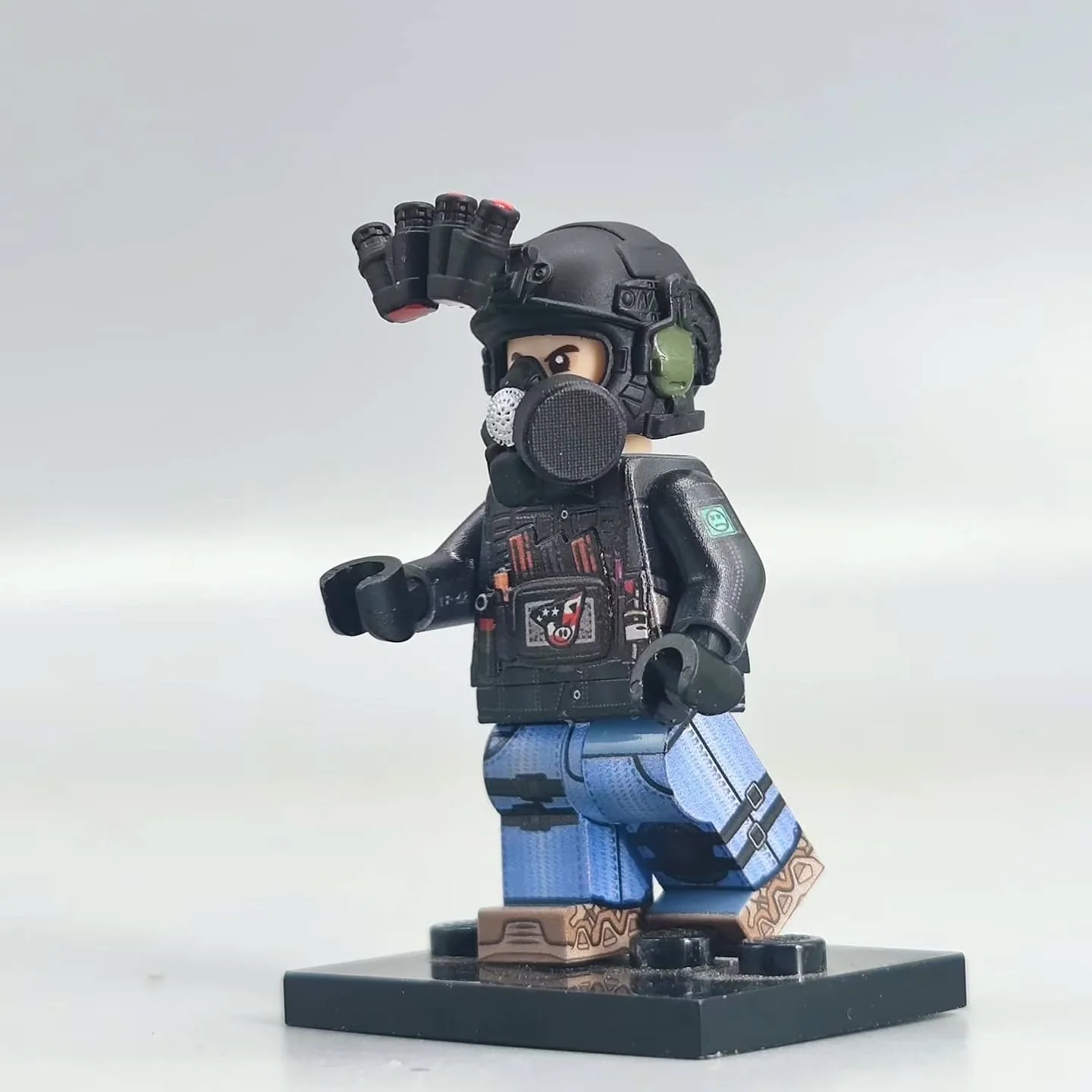 Thumbnail 2